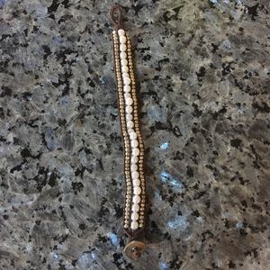 American Eagle pearl bracelet